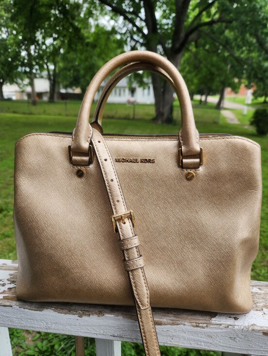 Michael Kors Handbags - Michael Michael Kors Metallic Gold Leather Satchel Crossbody Preloved